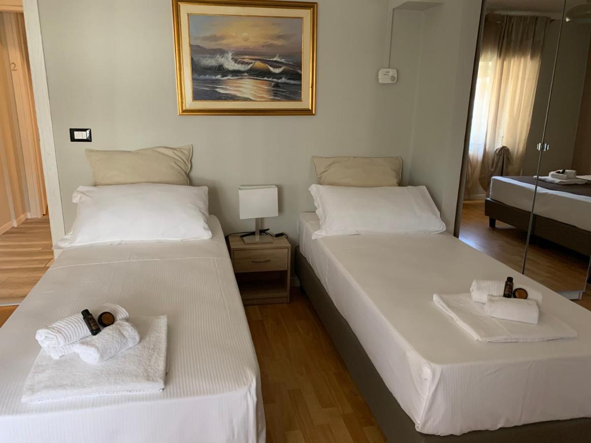 Domus Fieschi Rooms 热那亚 外观 照片