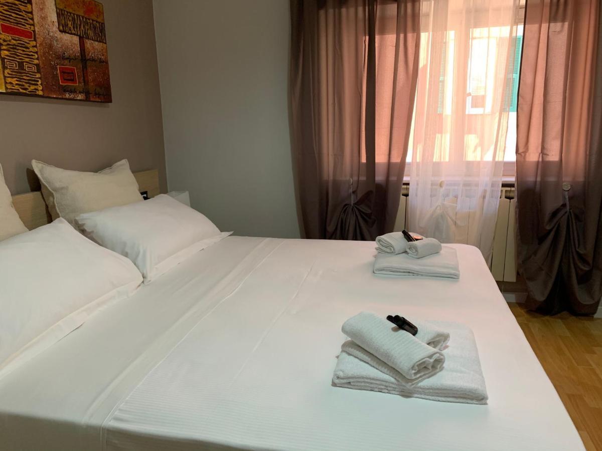 Domus Fieschi Rooms 热那亚 外观 照片