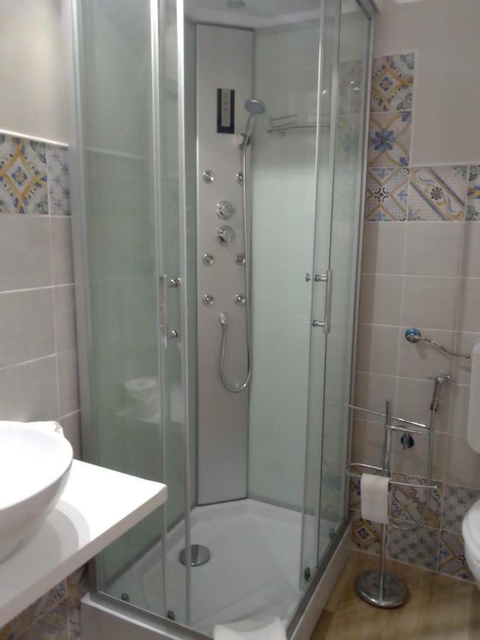 Domus Fieschi Rooms 热那亚 外观 照片
