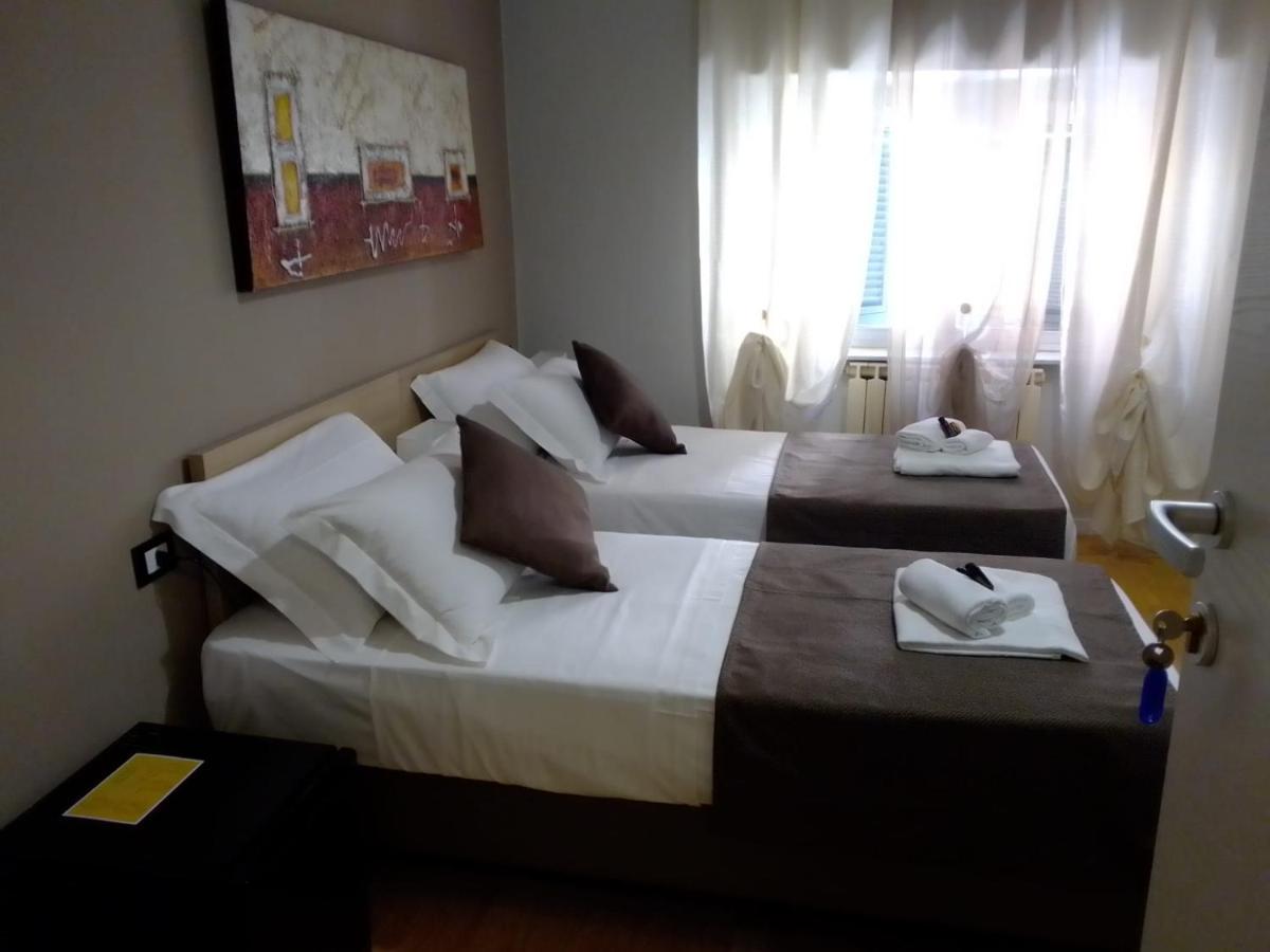 Domus Fieschi Rooms 热那亚 外观 照片