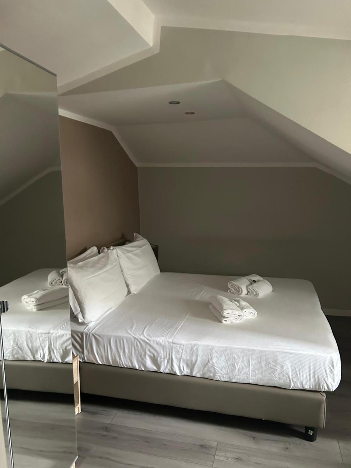 Domus Fieschi Rooms 热那亚 外观 照片